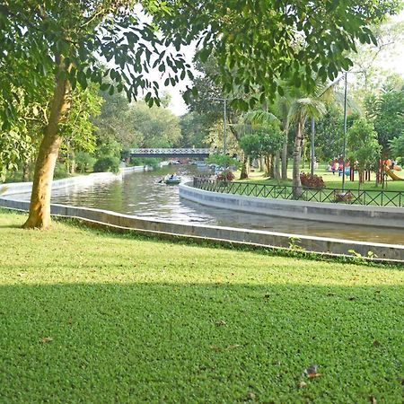 Gazipur Sarah Resort מראה חיצוני תמונה